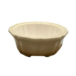 Fine Glazed Cream Round Ceramic Pot 12cm